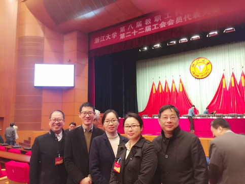 1522064810738089297.png blob.png